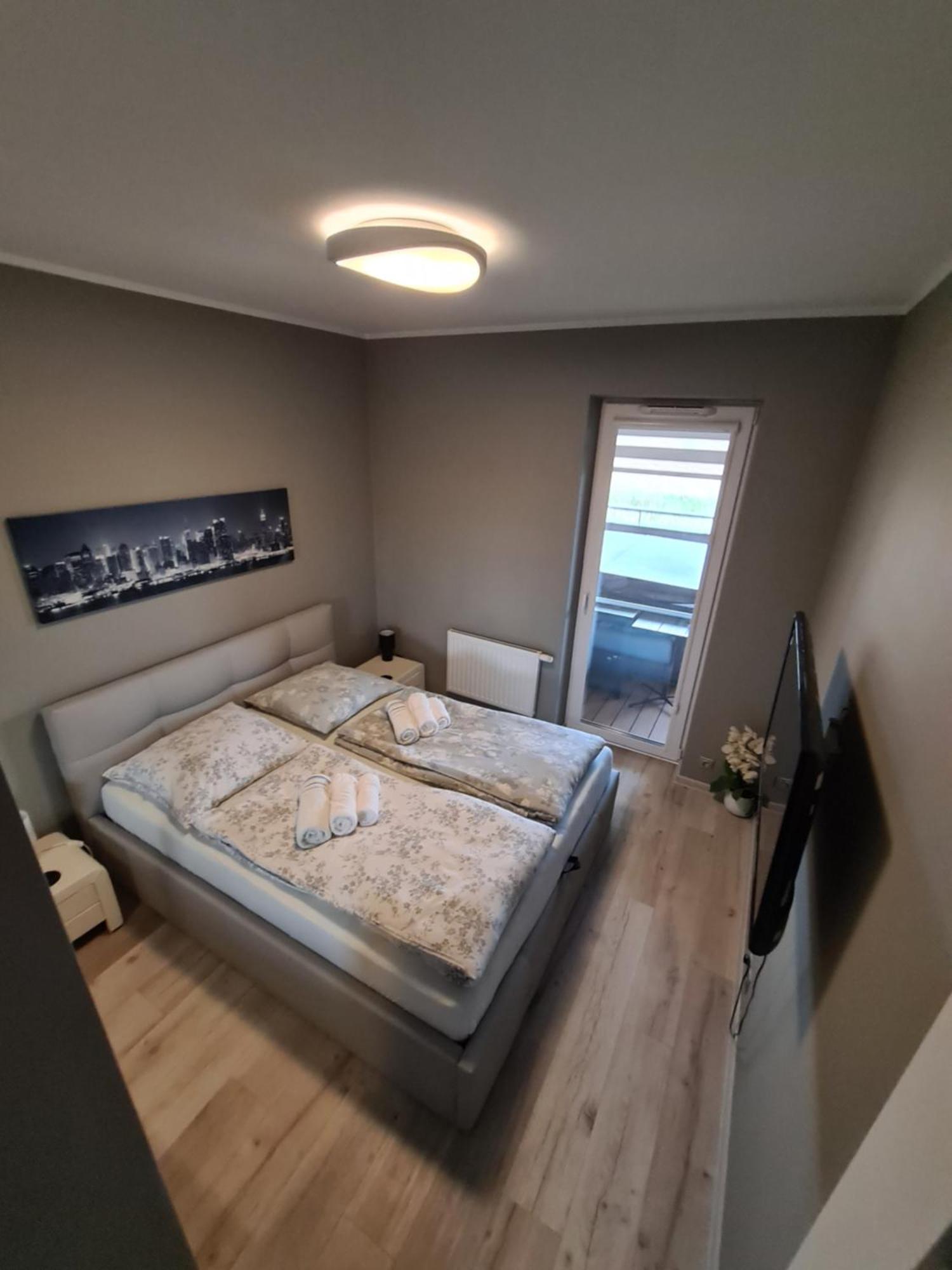 Apartament - Jacuzzi Rzeszów Kültér fotó