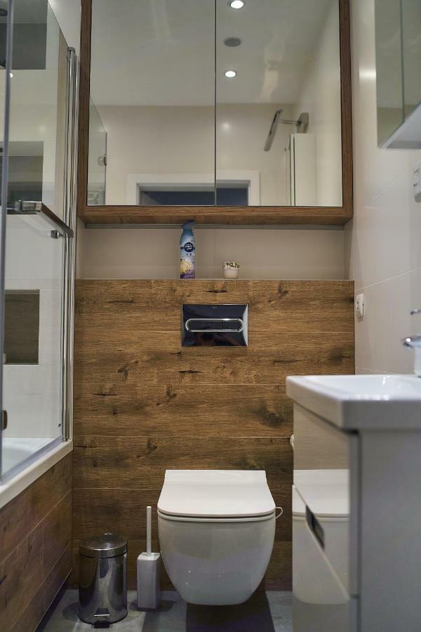 Apartament - Jacuzzi Rzeszów Kültér fotó